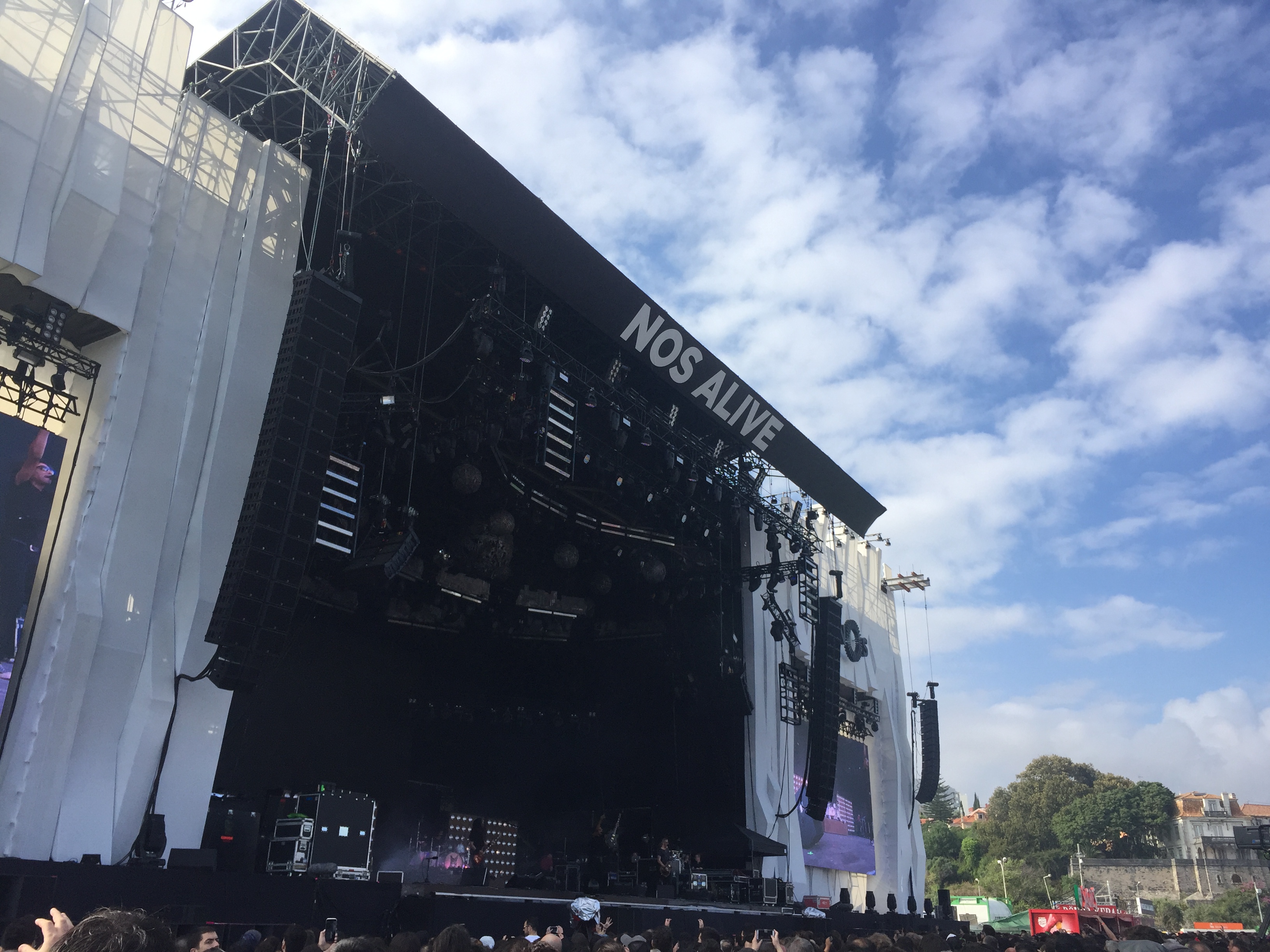 Alice in Chains Alive