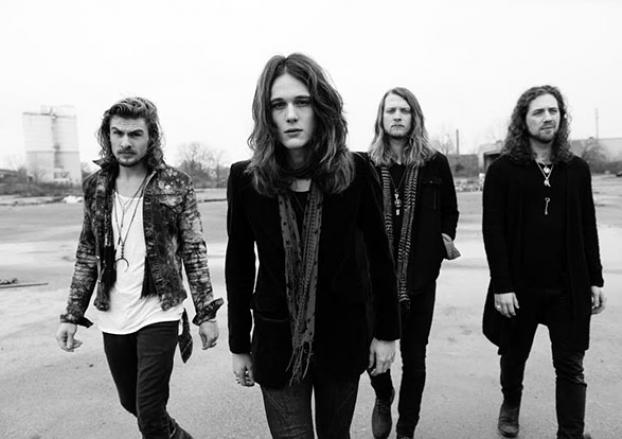 TYLER BRYANT & THE SHAKEDOWN